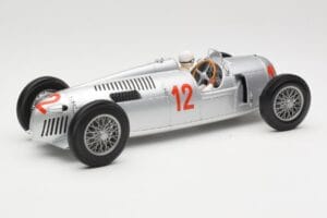 Auto Union Type C #12 H. Stuck Hungarian GP Budapest 1936 Minichamps 1:18 155361012 メタル - 画像 2/6