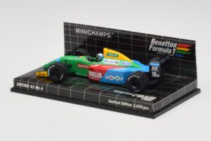 Benetton Ford B188 #19 A. Nannini Race Car 1988 Minichamps 1:43 400890119 メタル - 画像 3/4