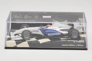 BMW Sauber F1.09 #4 R. Kubica Showcar 2009 Minichamps 1:43 400090075 メタル - 画像 5/5