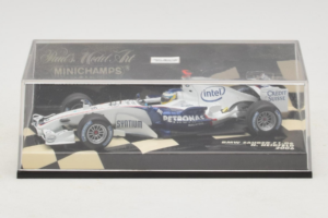 BMW Sauber F1.06 #16 N. Heidfeld BMW Sauber F1 Team 2006 Minichamps 1:43 400060016 メタル - 画像 4/5