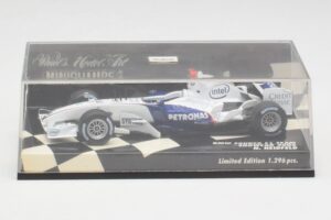 BMW Sauber F1.06 #16 N. Heidfeld F1 2006 Minichamps 1:43 400060086 メタル - 画像 4/5