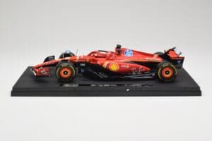 Ferrari SF-24 #16 C. Leclerc Emilia Romagna Grand Prix 2024 Bburago 1:18 18-16821-L-IMOLA-SHOWCASE メタル - 画像 3/7