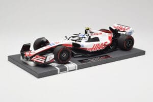 Haas VF-22 #47 M. Schumacher Brazilian GP 2022 Minichamps 1:18 117222147 レジン - 画像 2/7