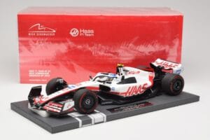 Haas VF-22 #47 M. Schumacher Brazilian GP 2022 Minichamps 1:18 117222147 レジン - 画像 7/7