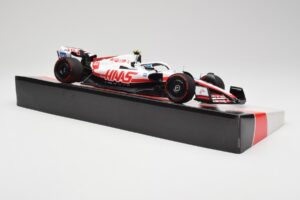 Haas VF-22 #47 M. Schumacher British GP Points 2022 Minichamps 1:18 147221047 メタル - 画像 4/6