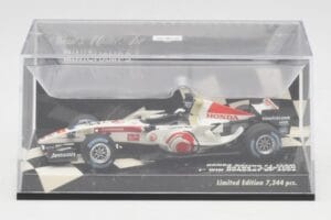 Honda RA106 #12 J. Button Hungarian GP Winner F1 2006 Minichamps 1:43 400060112 メタル - 画像 5/5