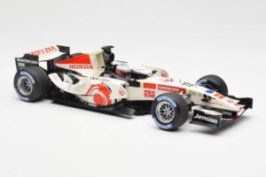 Honda Racing Team RA106 #12 J. Button F1 2006 Minichamps 1:18 100060012 メタル - 画像 4/6