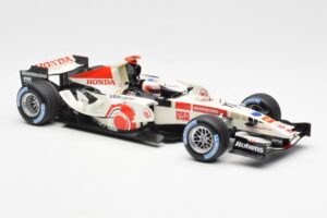Honda Racing Team RA106 #11 R. Barrichello F1 2006 Minichamps 1:18 100060011 メタル - 画像 4/6