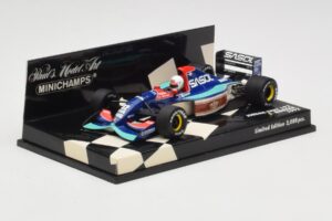 Jordan Hart 192 #32 S. Modena Race Car 1992 Minichamps 1:43 400920032 メタル - 画像 2/5