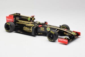 Lotus Renault GP R31 #10 B. Senna F1 2011 Minichamps 1:18 150110079-C1 メタル - 画像 4/7