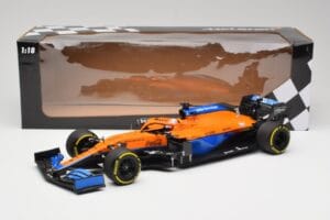 McLaren MCL35M #3 D. Ricciardo Bahrain GP 2021 Minichamps 1:18 530211803 メタル - 画像 7/7