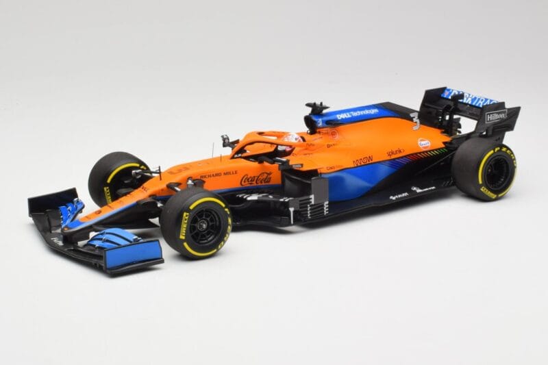 McLaren MCL35M #3 D. Ricciardo Bahrain GP 2021 Minichamps 1:18 530211803 メタル