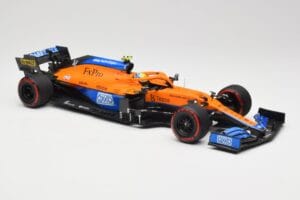 McLaren MCL35M #4 L. Norris Pole Position Russian GP 2021 Minichamps 1:18 530213404 メタル - 画像 4/7