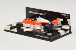 McLaren M26 Ford J. Hunt F1 1977 Minichamps 1:43 530774301 メタル - 画像 3/5