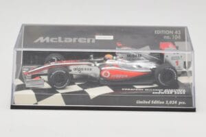 McLaren Mercedes MP4-24 #1 L. Hamilton Showcar 2009 Minichamps 1:43 530094371 メタル - 画像 5/5