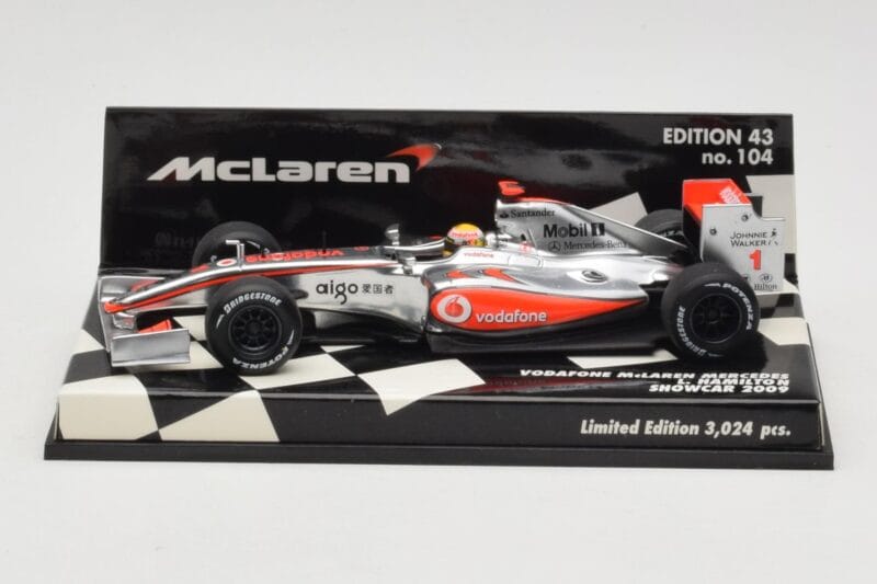 McLaren Mercedes MP4-24 #1 L. Hamilton Showcar 2009 Minichamps 1:43 530094371 メタル
