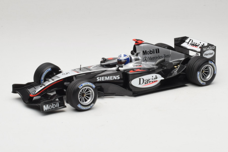 McLaren MP4/19 Mercedes D. Coulthard F1 2004 Minichamps 1:18 530041805 メタル
