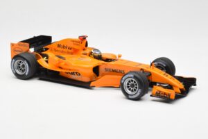 McLaren MP4-20 Mercedes P. de la Rosa Interim Test Car 2006 Minichamps 1:18 530061894 メタル - 画像 4/6