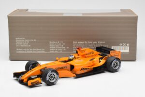 McLaren Mercedes MP4-20 P. de la Rosa F1 Test Car 2005 Minichamps 1:18 B66962343 メタル - 画像 6/6