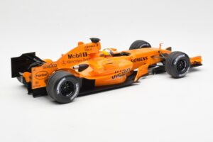McLaren MP4-21 Mercedes #4 J.P. Montoya Interim Livery 2006 Minichamps 1:18 530061874 メタル - 画像 2/6