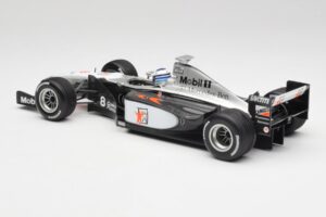 McLaren MP4/13 #8 M. Hakkinen F1 World Champion 1998 Minichamps 1:18 18690008 メタル - 画像 5/7