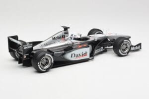 McLaren MP4-15 #2 D. Coulthard F1 2000 Hot Wheels 1:18 26740 メタル - 画像 2/6