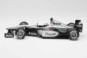 McLaren MP4-15 #2 D. Coulthard F1 2000 Hot Wheels 1:18 26740 メタル - 画像 3/6