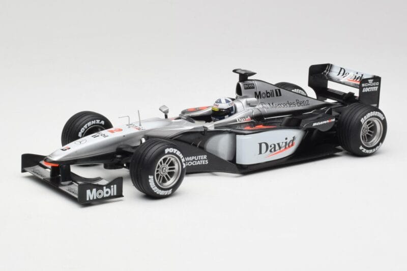 McLaren MP4-15 #2 D. Coulthard F1 2000 Hot Wheels 1:18 26740 メタル
