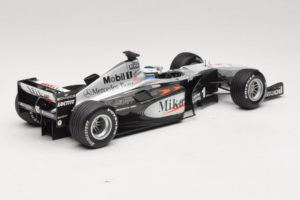 McLaren MP4-15 #1 M. Hakkinen F1 2000 Minichamps 1:18 B66962117 メタル - 画像 2/6
