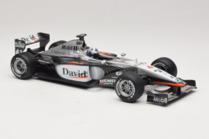 McLaren MP4-16 Mercedes #3 D. Coulthard F1 2001 Hot Wheels 1:18 50199 メタル - 画像 4/6