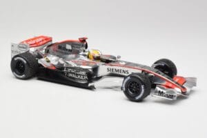 McLaren MP4-21 L. Hamilton Silverstone Test 2006 Minichamps 1:18 530061884 メタル - 画像 4/6