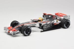 McLaren MP4-21 L. Hamilton Silverstone Test 2006 Minichamps 1:18 530061884 メタル