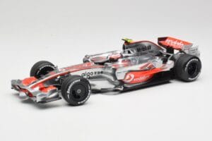 McLaren MP4-22 #2 L. Hamilton Canadian GP Winner 2007 Minichamps 1:18 530071822 メタル