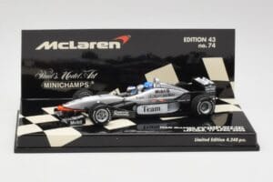 McLaren MP4/98T 2-Seater M. Hakkinen / E. Hakkinen F1 2000 Minichamps 1:43 530984378 メタル