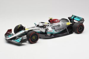 Mercedes AMG W13 E Performance Petronas #44 L. Hamilton Spanish GP 2022 Minichamps 1:18 110220044 メタル