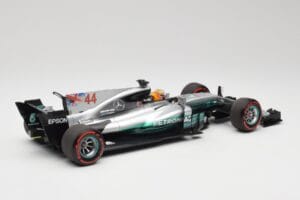 Mercedes AMG W08 EQ Power+ Petronas #44 L. Hamilton F1 World Champion 2017 Minichamps 1:18 186170044 レジン - 画像 2/7