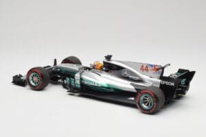 Mercedes AMG W08 EQ Power+ Petronas #44 L. Hamilton F1 World Champion 2017 Minichamps 1:18 186170044 レジン - 画像 5/7