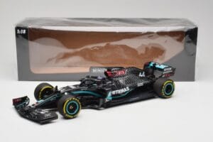 Mercedes AMG W11 Petronas #44 L. Hamilton Styrian GP Winner 2020 Minichamps 1:18 110200244 レジン - 画像 7/7