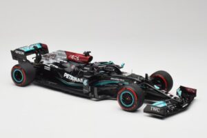 Mercedes AMG W12 Petronas #44 L. Hamilton Spanish GP 100th Pole 2021 Minichamps 1:18 110210444 レジン - 画像 4/7