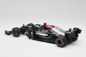 Mercedes AMG W12 Petronas #44 L. Hamilton Spanish GP 100th Pole 2021 Minichamps 1:18 110210444 レジン - 画像 5/7
