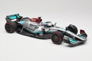 Mercedes AMG W13 E Performance Petronas #63 G. Russell Brazilian GP 1st Win 2022 Minichamps 1:18 110222163 レジン - 画像 4/7