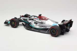 Mercedes AMG W13 E Performance Petronas #63 G. Russell Brazilian GP 1st Win 2022 Minichamps 1:18 110222163 レジン - 画像 5/7