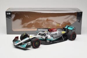 Mercedes AMG W13 E Performance Petronas #44 L. Hamilton Brazilian GP 2022 Minichamps 1:18 110222144 レジン - 画像 7/7