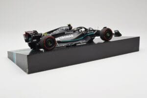 Mercedes AMG W14 E Performance Petronas #44 L. Hamilton Australian GP 2023 Minichamps 1:18 113230144 レジン - 画像 3/7