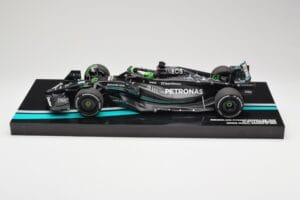 Mercedes AMG W14 E Performance Petronas #63 G. Russell Bahrain GP 2023 Minichamps 1:18 113230163 レジン