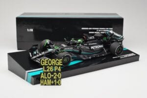 Mercedes AMG W14 E Performance Petronas #63 G. Russell Bahrain GP 2023 Minichamps 1:18 113230163 レジン - 画像 7/7