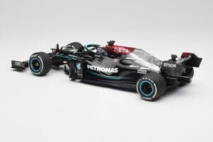 Mercedes AMG W12 #44 L. Hamilton Bahrain GP 2021 Minichamps 1:18 110210144 メタル - 画像 5/7