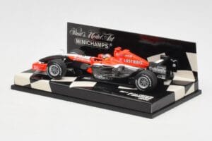MF1 M16 Toyota #18 T. Monteiro F1 2006 Minichamps 1:43 400060018 メタル - 画像 3/5