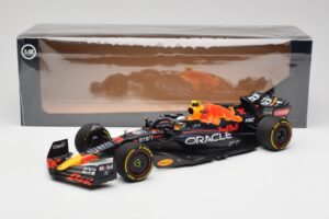 Oracle Red Bull Racing RB18 #11 S. Perez Saudi Arabian GP 2022 Minichamps 1:18 110220011 メタル - 画像 7/7