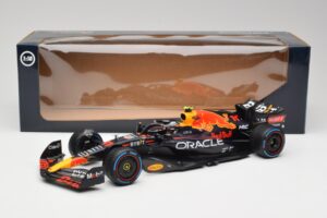 Oracle Red Bull Racing RB18 #11 S. Perez Monaco GP Winner Rain Tyre Version 2022 Minichamps 1:18 110222711 メタル - 画像 7/7